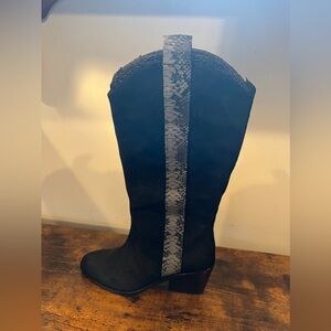 NWT Donald J Pliner Tall Black Boots